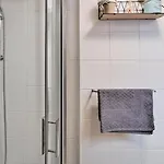 Lovely Apartment In Grandcamp-Maisy With Wifi Lejlighed *